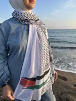 Hijab imprimé en crêpe - Espoir de Palestine (Collection les Peuples Libres) – Image 5