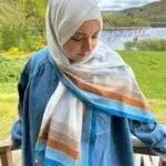 Hijab imprimé en crêpe – Palettes de couleurs | Collection Horizon – Image 2