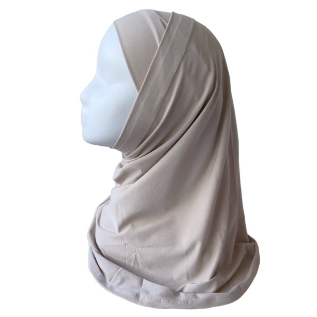 Hijab-2-pièces-beige-rose-1 Hijab 2 Pièces en lycra beige rosé – Modernité et Confort – Image 1