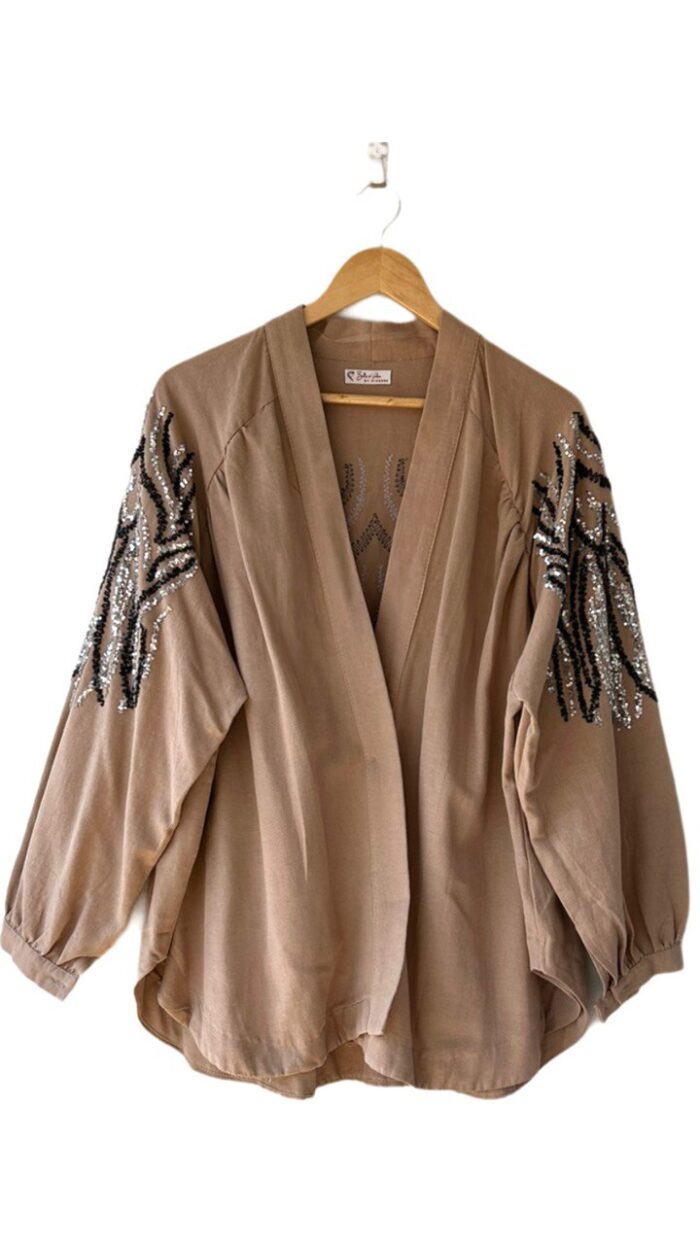 Cardigan long brodé brun-beige – Léger et élégant pour le Printemps-Été – Image 5