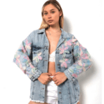 Veste en jean avec fleurs en relief - Élégance et fraîcheur pour le Printemps-Été – Image 2