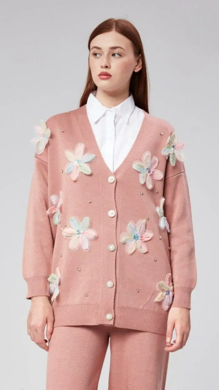 Ensemble Tricot 2 Pièces rose avec Fleurs en 3D - Confort et Élégance – Image 3