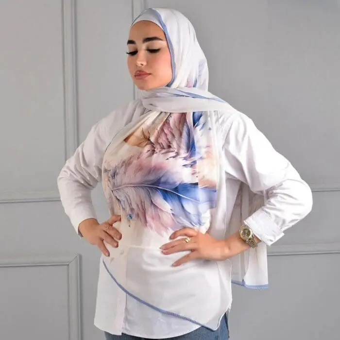 Hijab imprimé en crêpe – Envol de douceur (Collection Ange) – Image 2