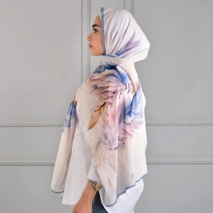 Hijab imprimé en crêpe – Envol de douceur (Collection Ange) – Image 3