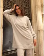Ensemble 2 pièces en coton gris classique, tunique et pantalon confortables, mode pudique. Fabriqué en Turquie.