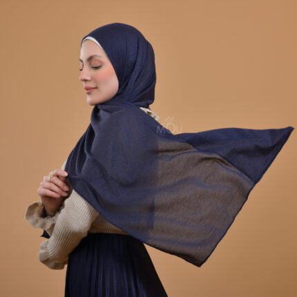 Ready to Go Cashmere-Effect Hijab – Navy Blue