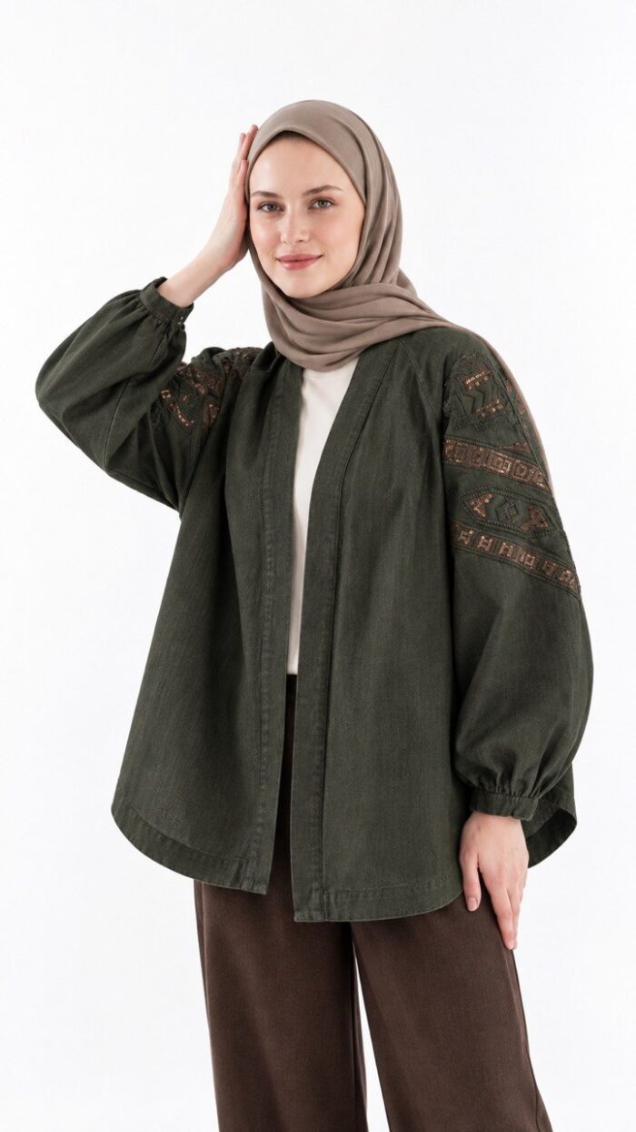 Cardigan long en denim vert olive brodé – vue de face
