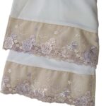 Tenue de prière femme blanc cassé avec dentelle florale lilas et beige – Image 2