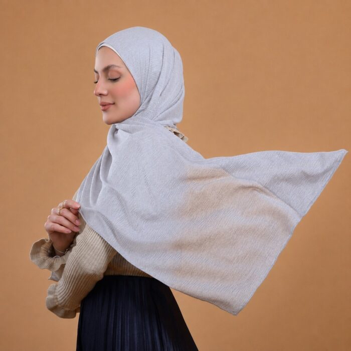 Hijab Pratique effet Cachemire – Gris perle (sélection MouStyles) – Image 2