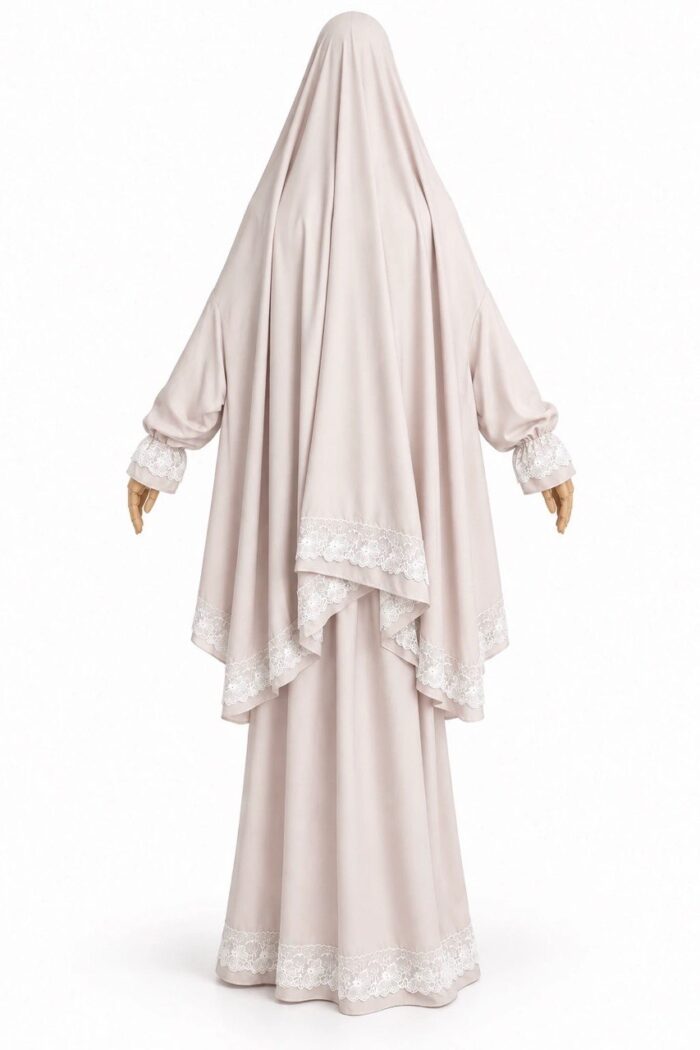 Tenue de prière rose poudré avec manches, vue de dos