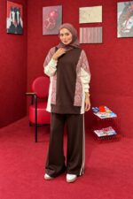 Ensemble tunique et pantalon à motifs cachemire – Marron et crème, motifs clairs – Image 2