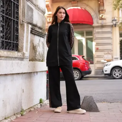 Ensemble sportswear femme mode pudique - Collection de Belle et Voilée